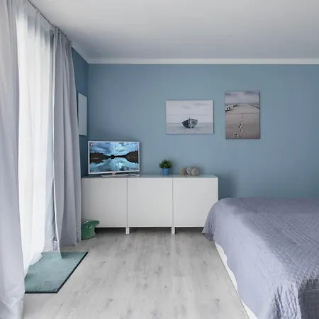Haus Seeblick 07 *